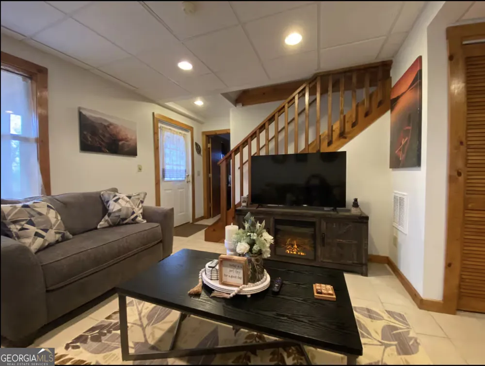2531 Hunter RD Hiawassee, GA 30546