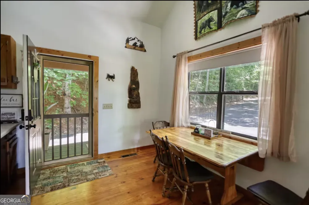 2531 Hunter RD Hiawassee, GA 30546