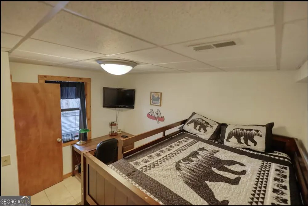 2531 Hunter RD Hiawassee, GA 30546