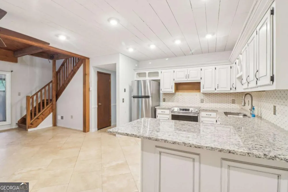 5250 Aubrey LN Cumming, GA 30028