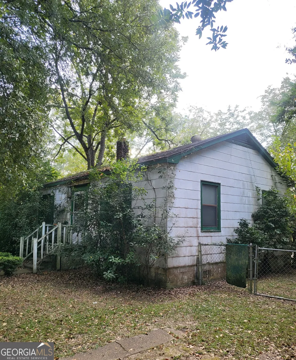 205 Collins ST Albany, GA 31705