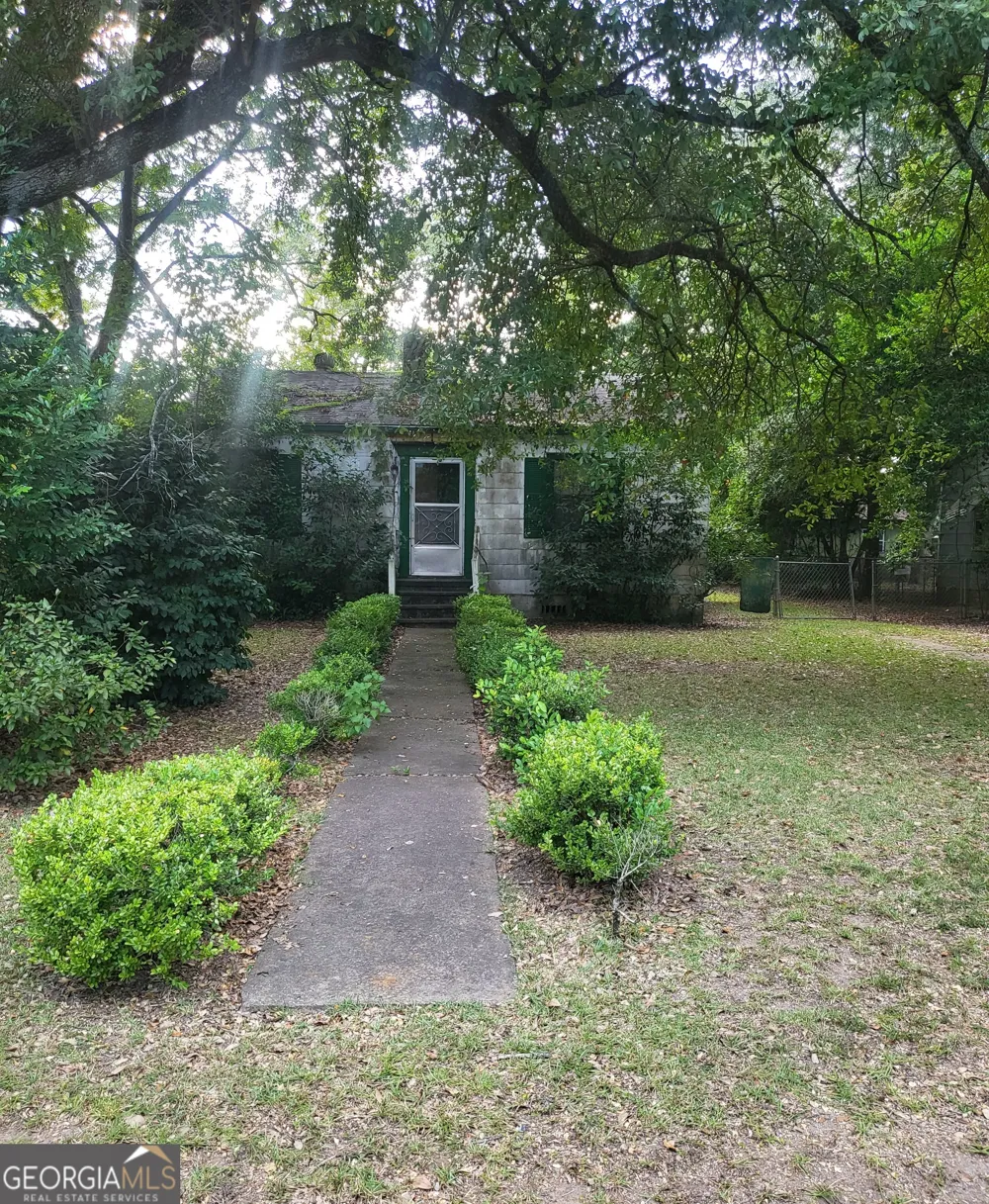205 Collins ST Albany, GA 31705