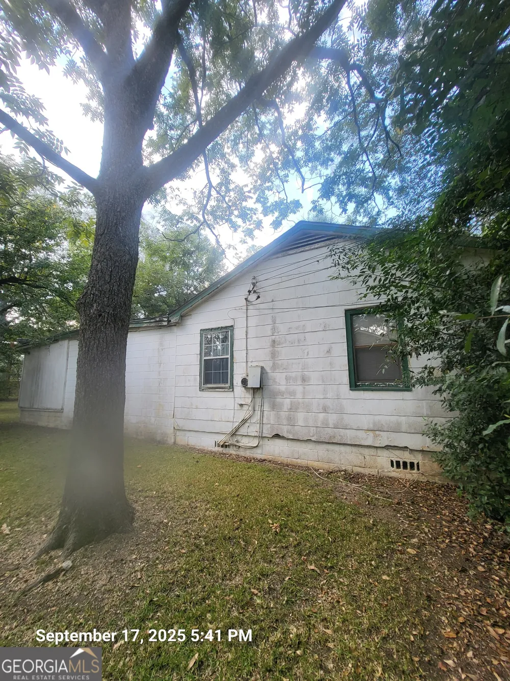 205 Collins ST Albany, GA 31705