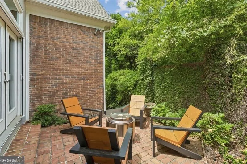 4223 Wieuca Overlook NE Atlanta, GA 30342