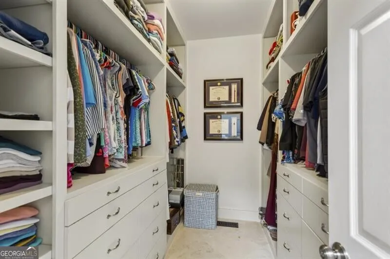 4223 Wieuca Overlook NE Atlanta, GA 30342