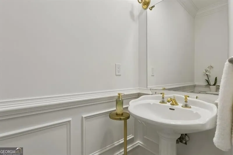 4223 Wieuca Overlook NE Atlanta, GA 30342