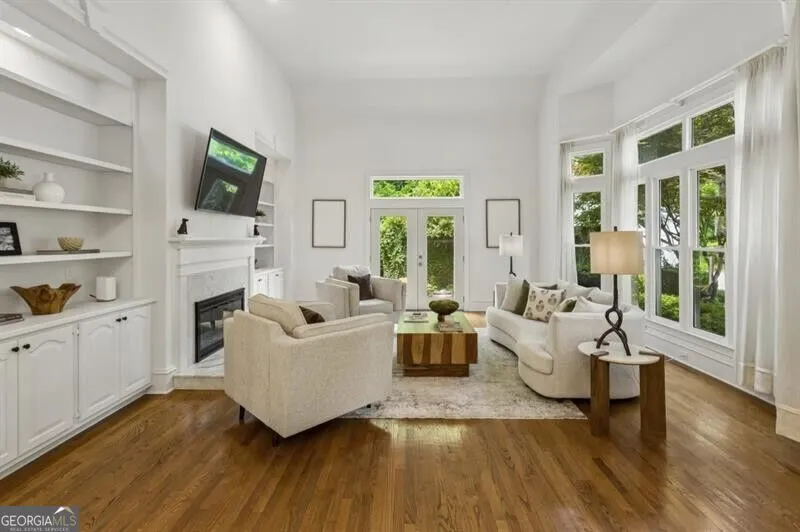 4223 Wieuca Overlook NE Atlanta, GA 30342