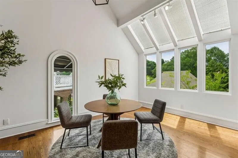 4223 Wieuca Overlook NE Atlanta, GA 30342