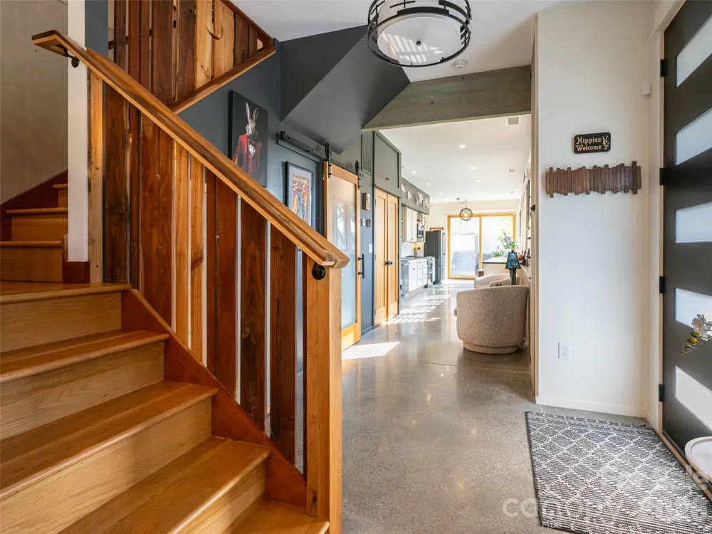 4 Osprey Trail Asheville, NC 28806