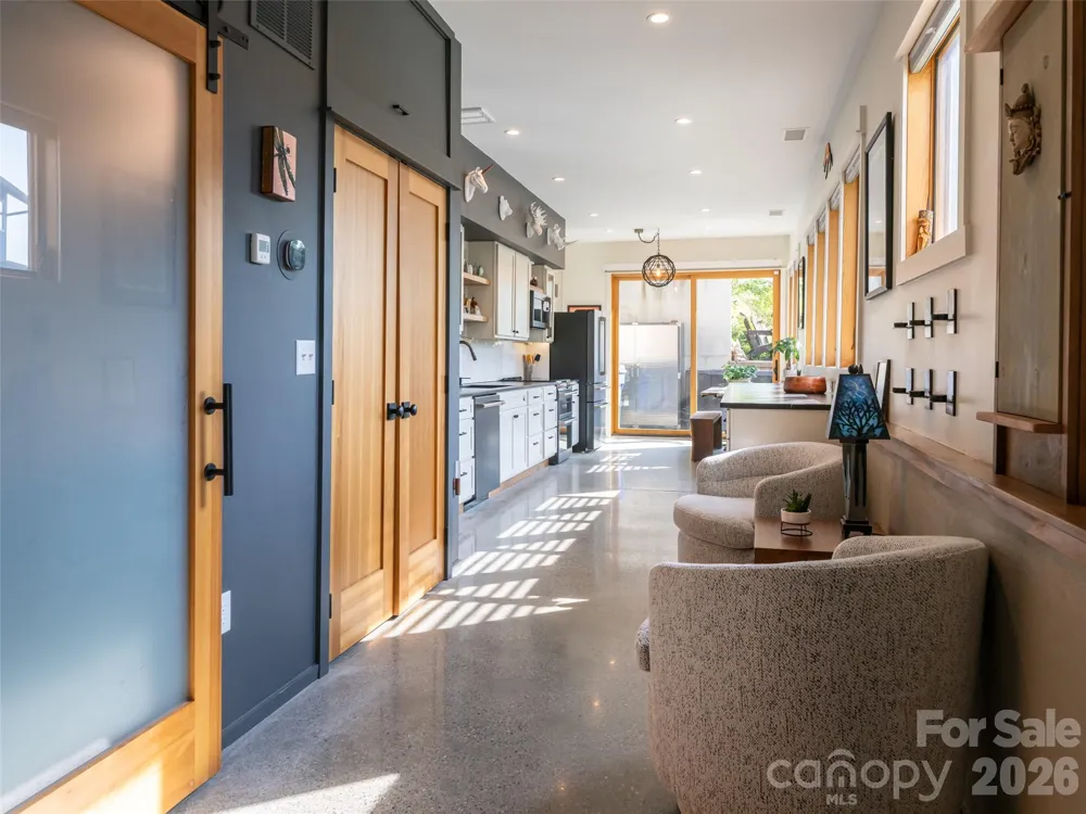 4 Osprey Trail Asheville, NC 28806