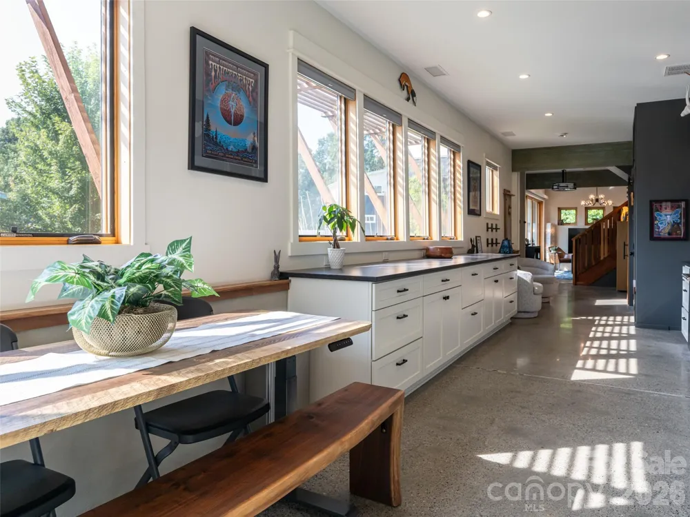 4 Osprey Trail Asheville, NC 28806