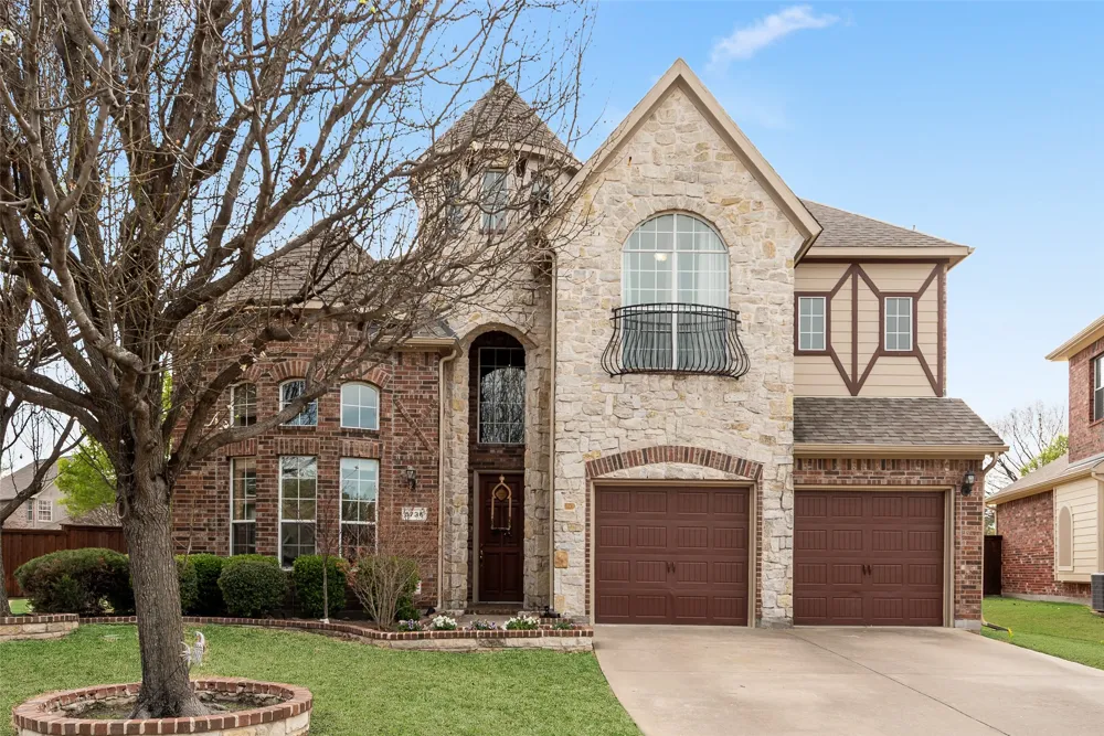5736 New Castle Drive Richardson, TX 75082