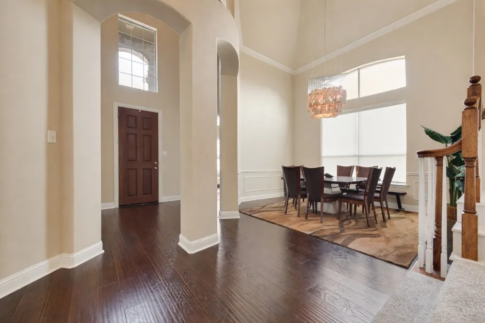 5736 New Castle Drive Richardson, TX 75082