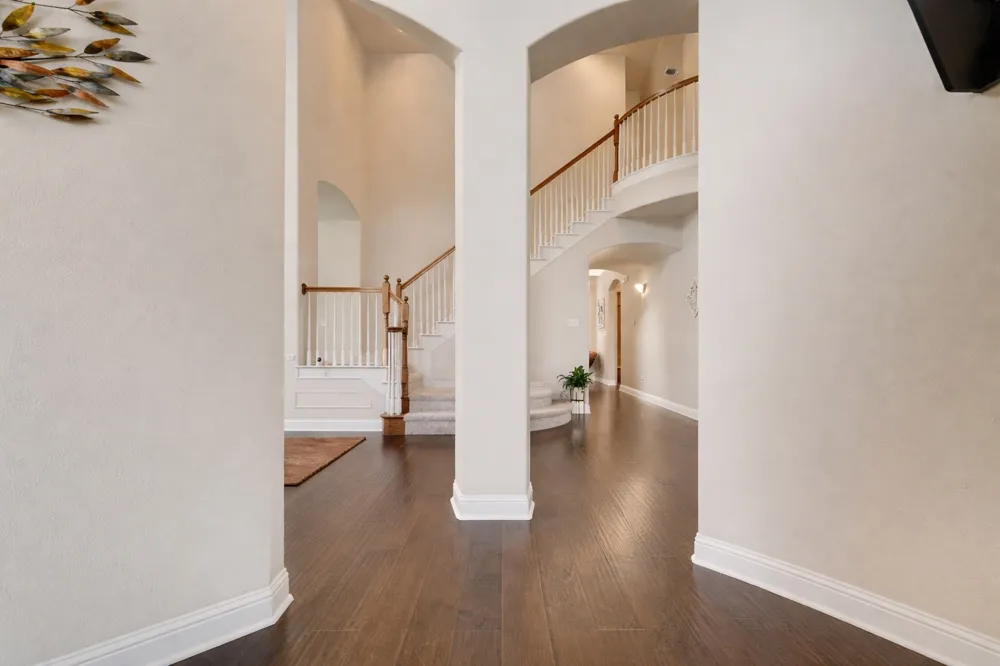 5736 New Castle Drive Richardson, TX 75082