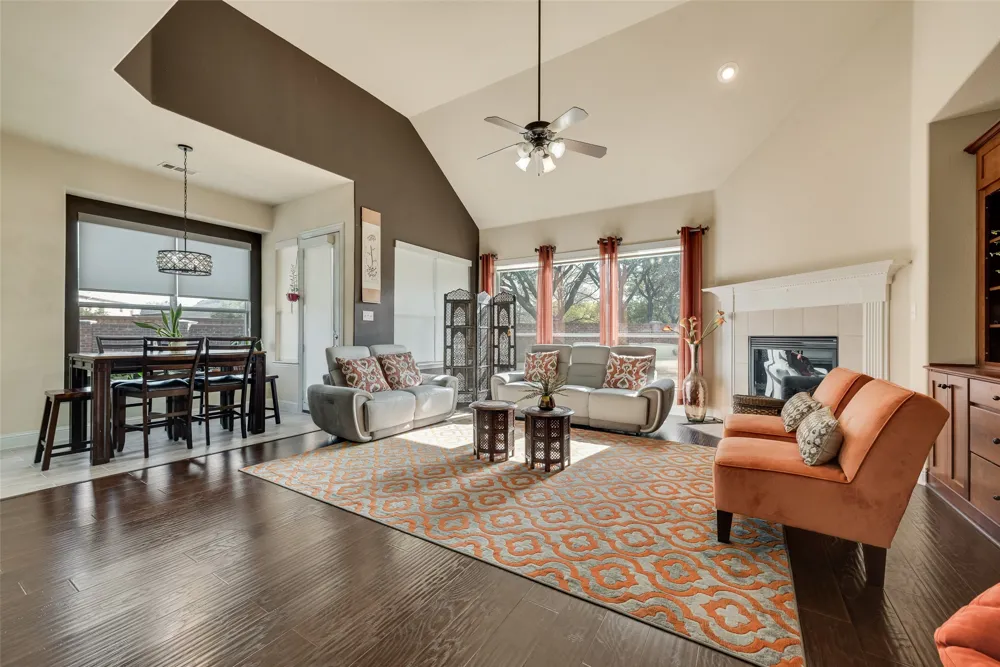 5736 New Castle Drive Richardson, TX 75082