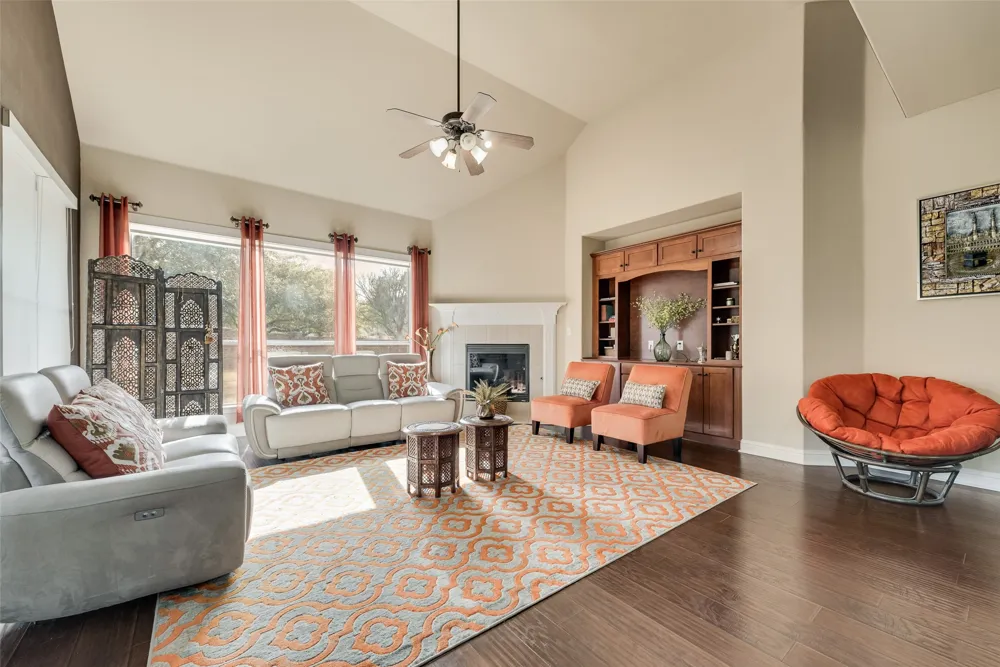5736 New Castle Drive Richardson, TX 75082
