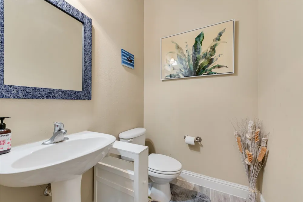 5736 New Castle Drive Richardson, TX 75082