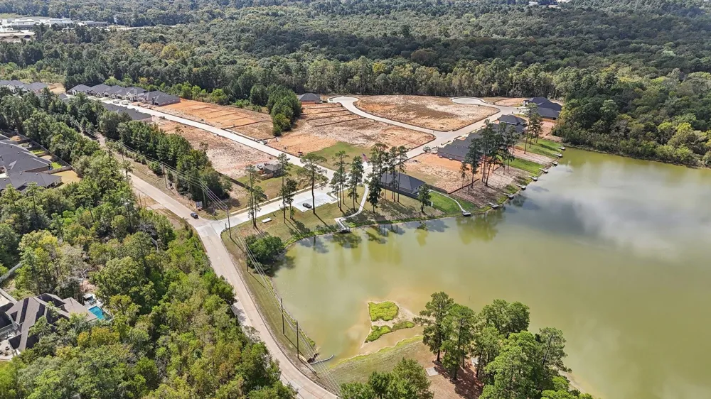 428 Springfield Terrace Drive Conroe, TX 77304