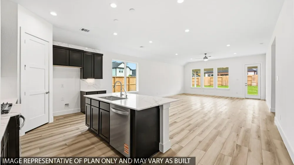 428 Springfield Terrace Drive Conroe, TX 77304