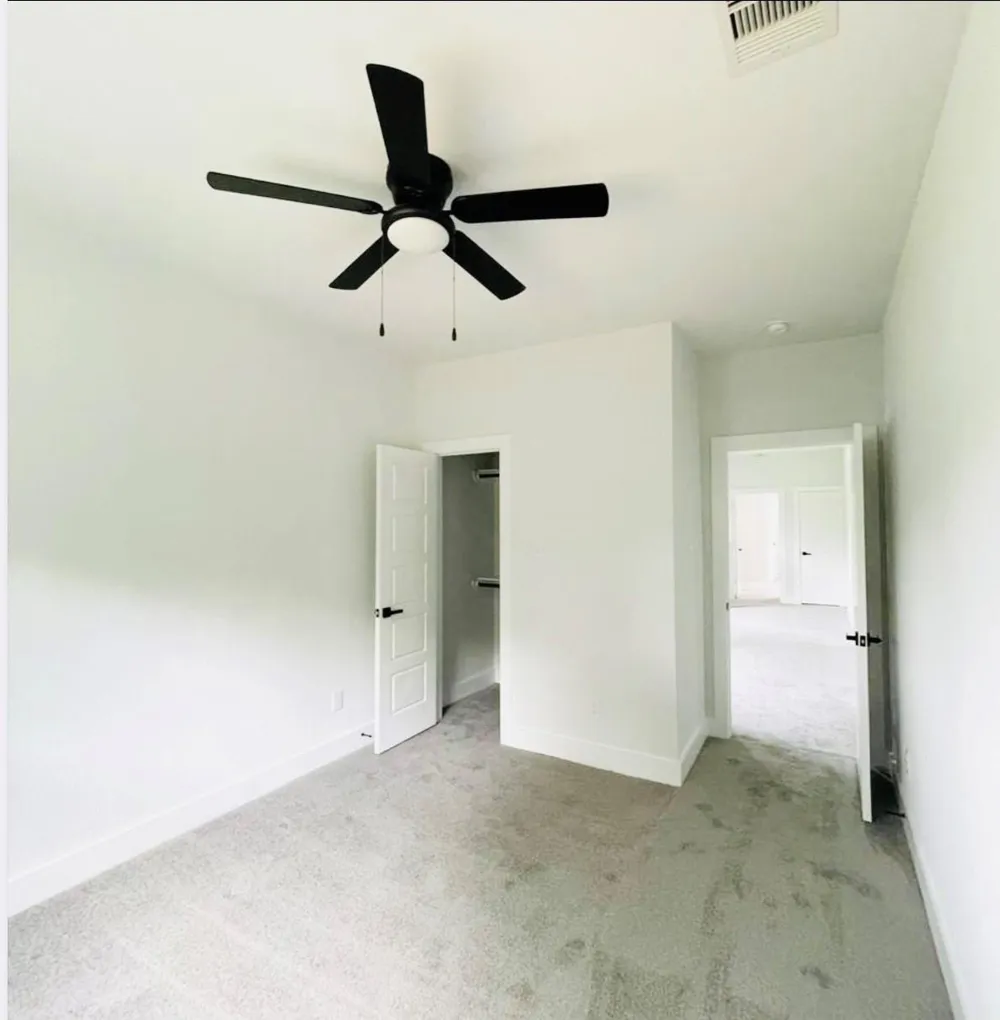 7203 Weyburn Street Houston, TX 77028