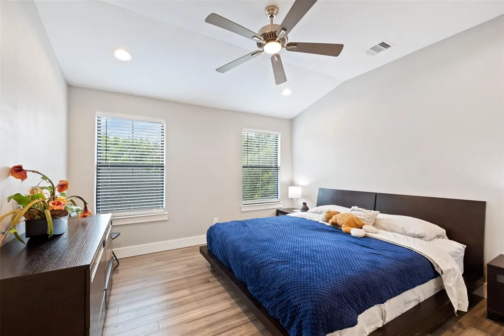 2928 Suffolk Drive Houston, TX 77027
