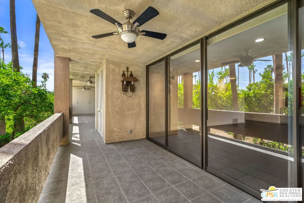 1660 S La Reina Way #1A Palm Springs, CA 92264