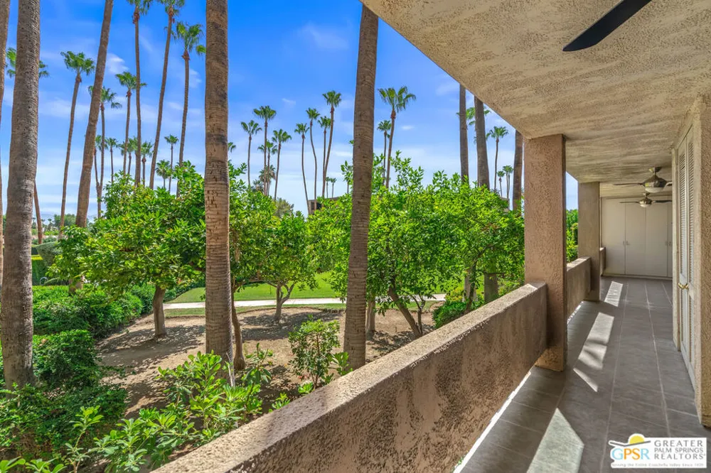 1660 S La Reina Way #1A Palm Springs, CA 92264