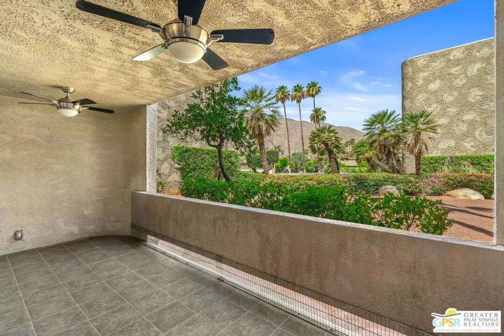 1660 S La Reina Way #1A Palm Springs, CA 92264