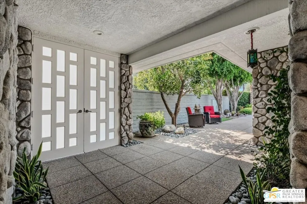 1 Park Lane Rancho Mirage, CA 92270