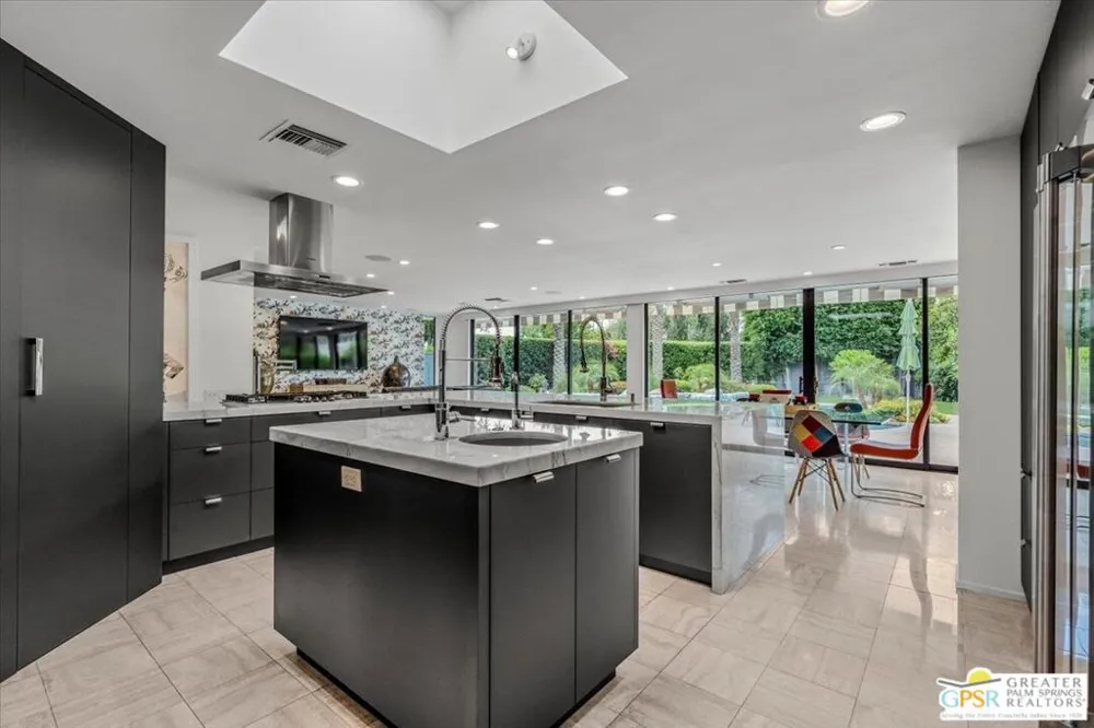 1 Park Lane Rancho Mirage, CA 92270