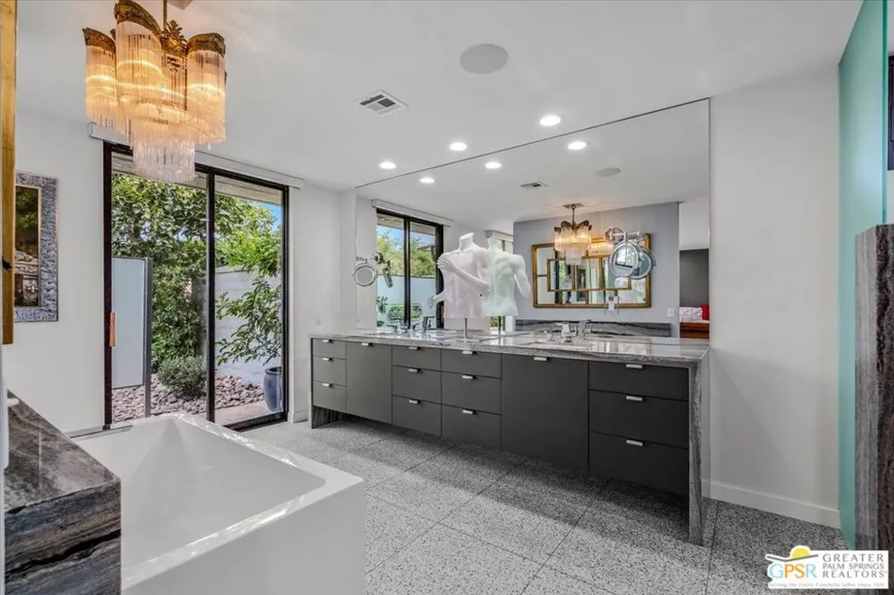 1 Park Lane Rancho Mirage, CA 92270