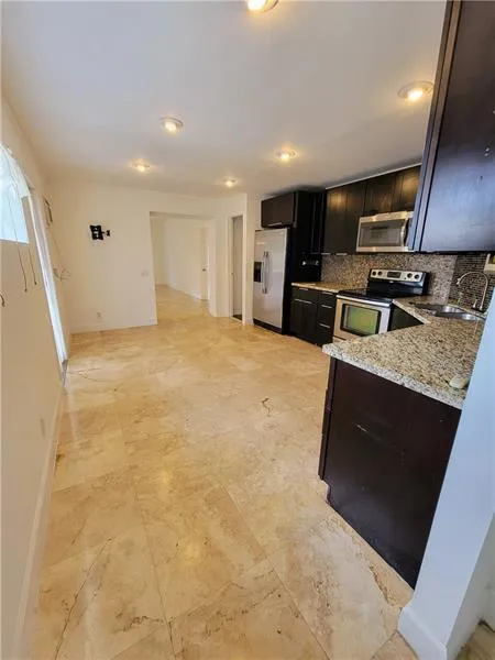 2531 FUNSTON STREET Hollywood, FL 33020