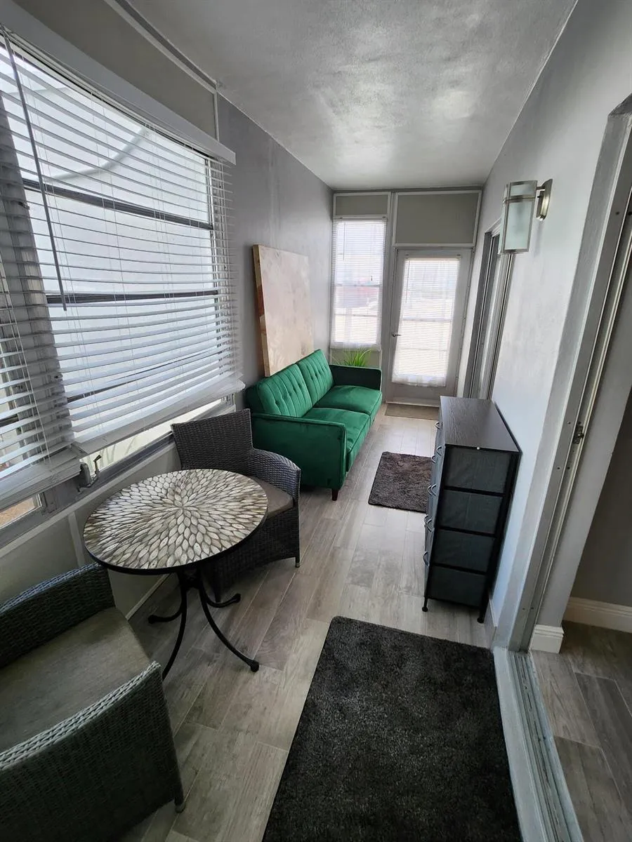 3000 Lake Osborne Drive #111 Lake Worth, FL 33461