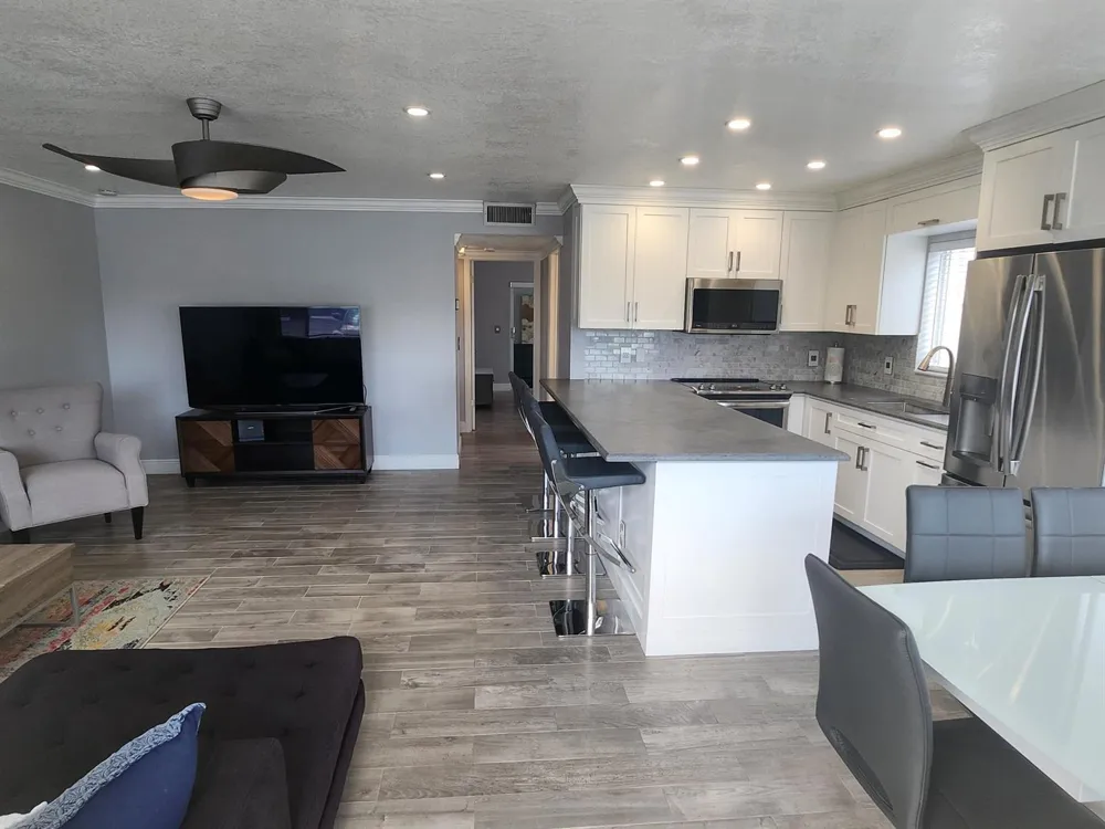 3000 Lake Osborne Drive #111 Lake Worth, FL 33461
