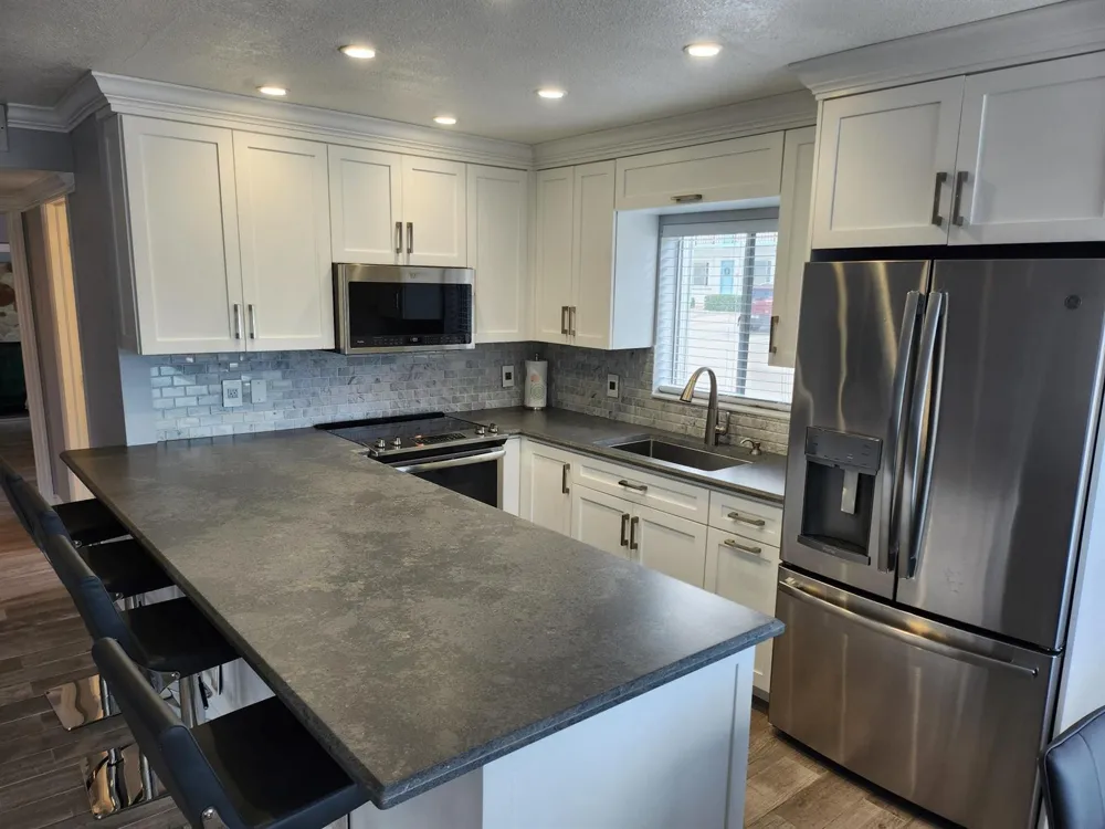 3000 Lake Osborne Drive #111 Lake Worth, FL 33461