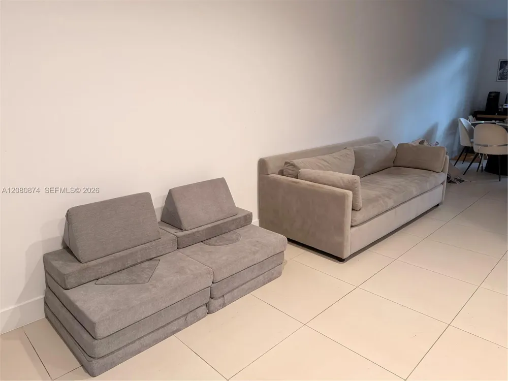 14049 SW 126th Path Miami, FL 33186