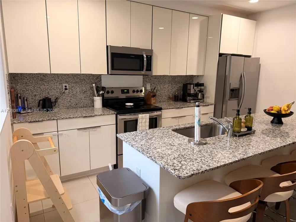 14049 SW 126th Path Miami, FL 33186
