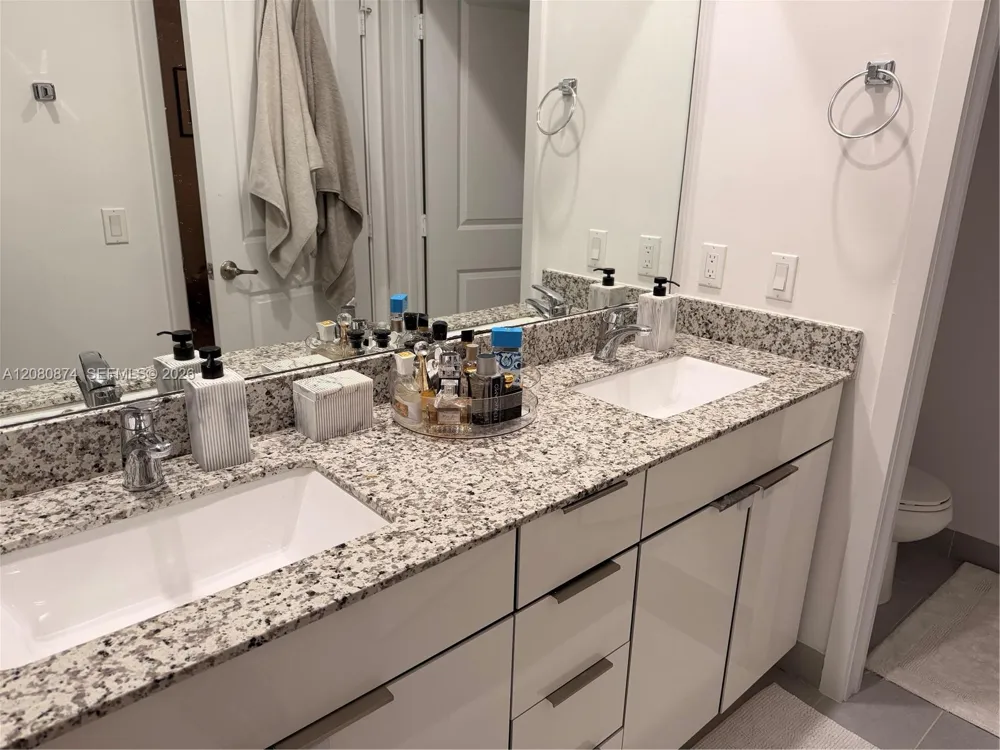 14049 SW 126th Path Miami, FL 33186