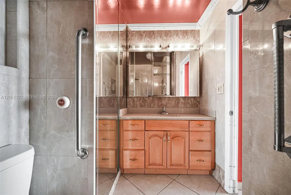 1600 S Ocean Dr #PHD Hollywood, FL 33019