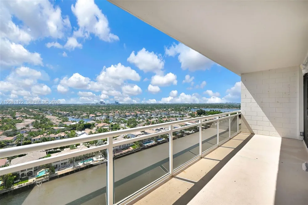 1600 S Ocean Dr #PHD Hollywood, FL 33019