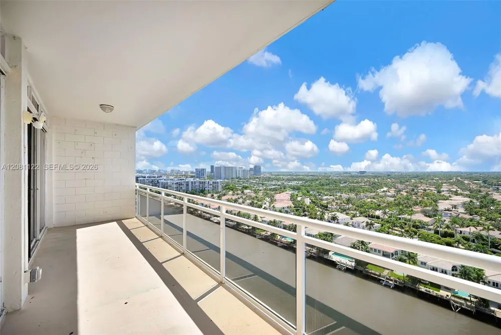 1600 S Ocean Dr #PHD Hollywood, FL 33019