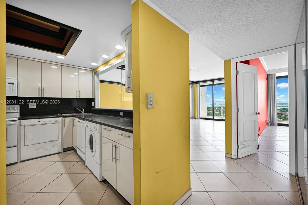 1600 S Ocean Dr #PHD Hollywood, FL 33019