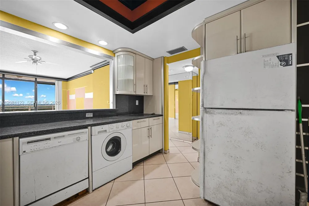 1600 S Ocean Dr #PHD Hollywood, FL 33019