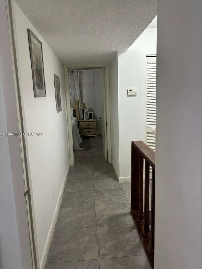 11 Olive Dr #F Hialeah, FL 33010