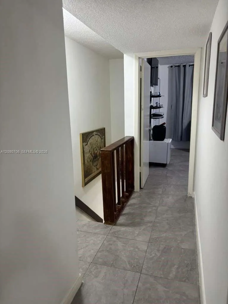 11 Olive Dr #F Hialeah, FL 33010