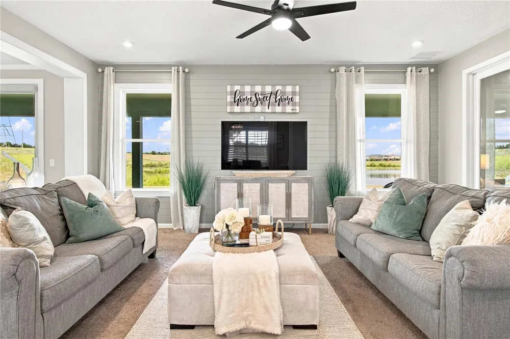 3168 CANNA LILY PLACE Clermont, FL 34711