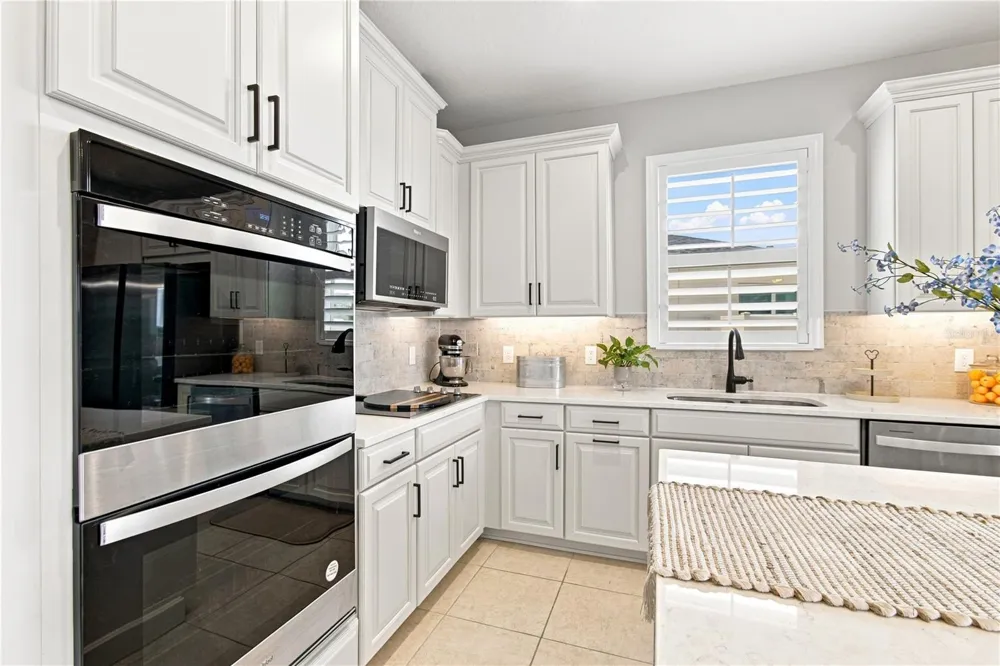 3168 CANNA LILY PLACE Clermont, FL 34711
