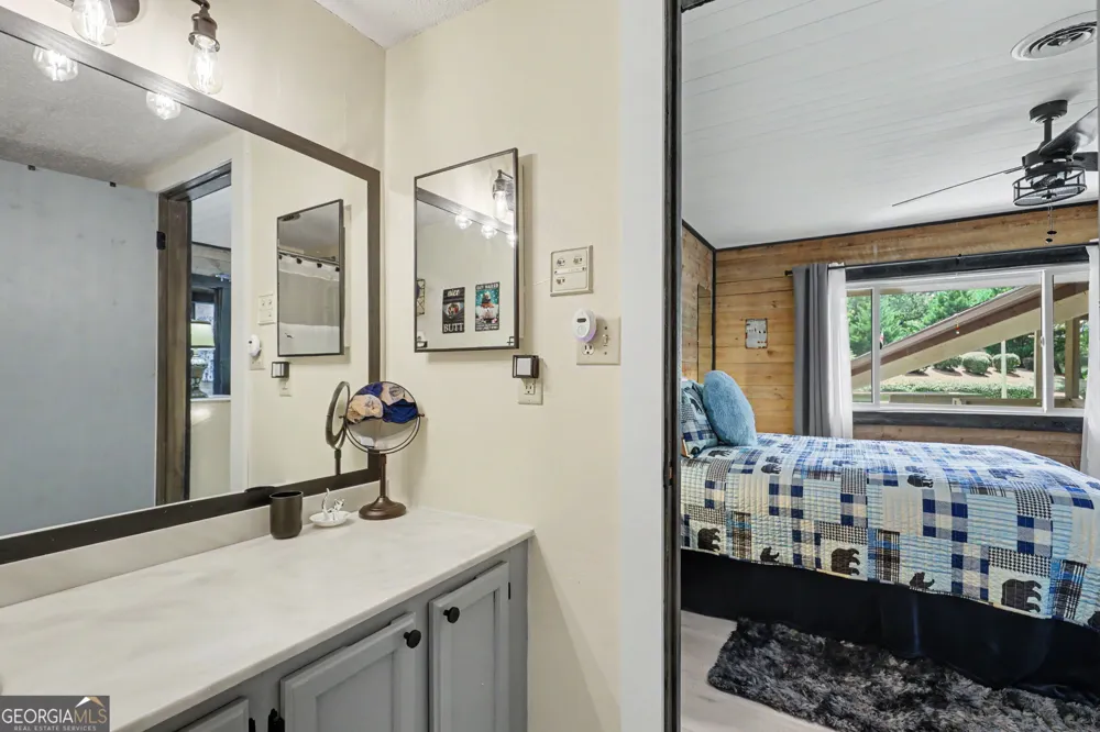 239 Shakespeare DR Clayton, GA 30525