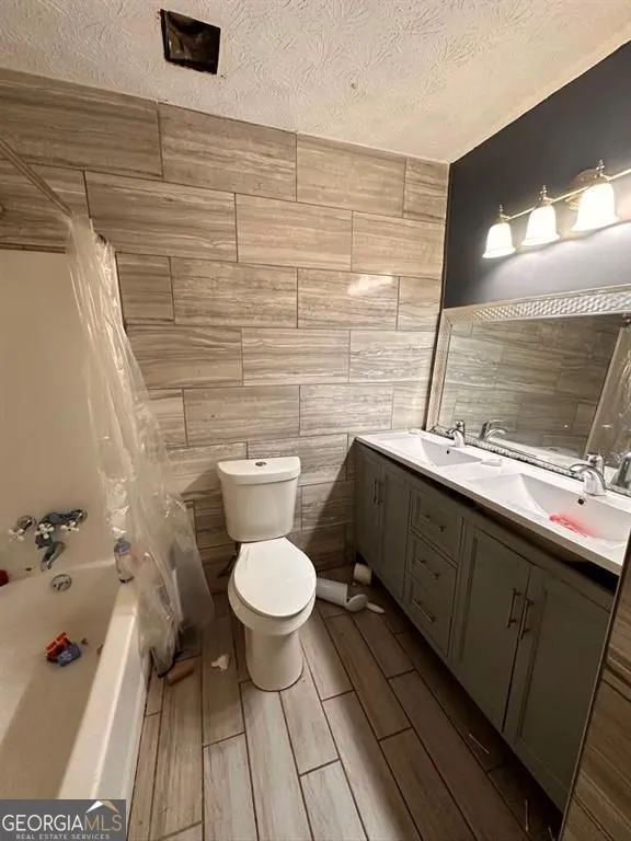116 Peartree LN Riverdale, GA 30274