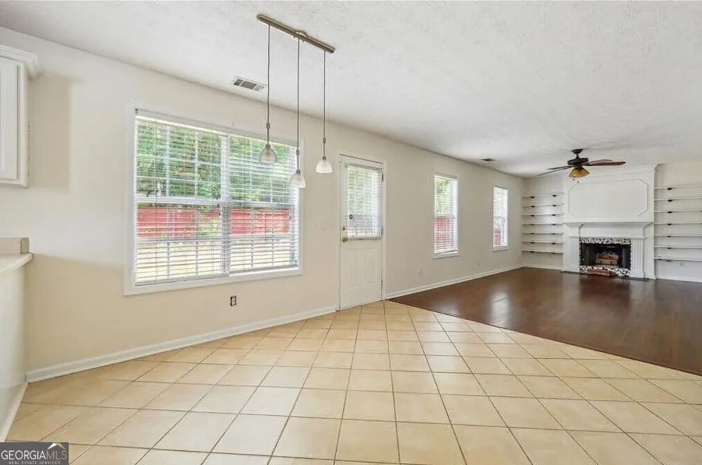 4255 Old House DR Conley, GA 30288